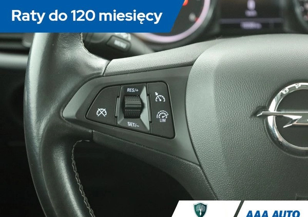 Opel Astra cena 43500 przebieg: 110398, rok produkcji 2018 z Radymno małe 211